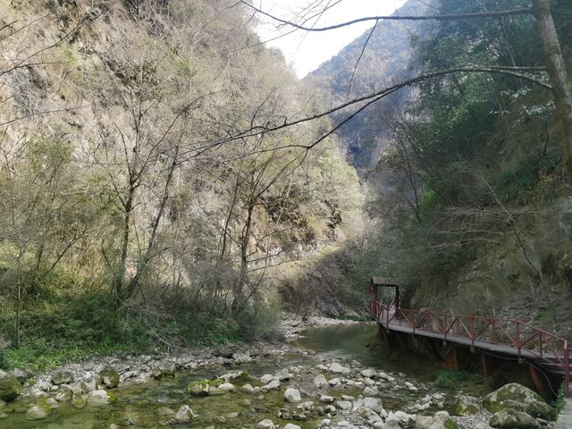 中壩大峽谷天然氧吧  陝西石泉縣遊