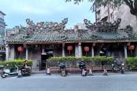 香煙裊裊祈平安，庇護一方人安康