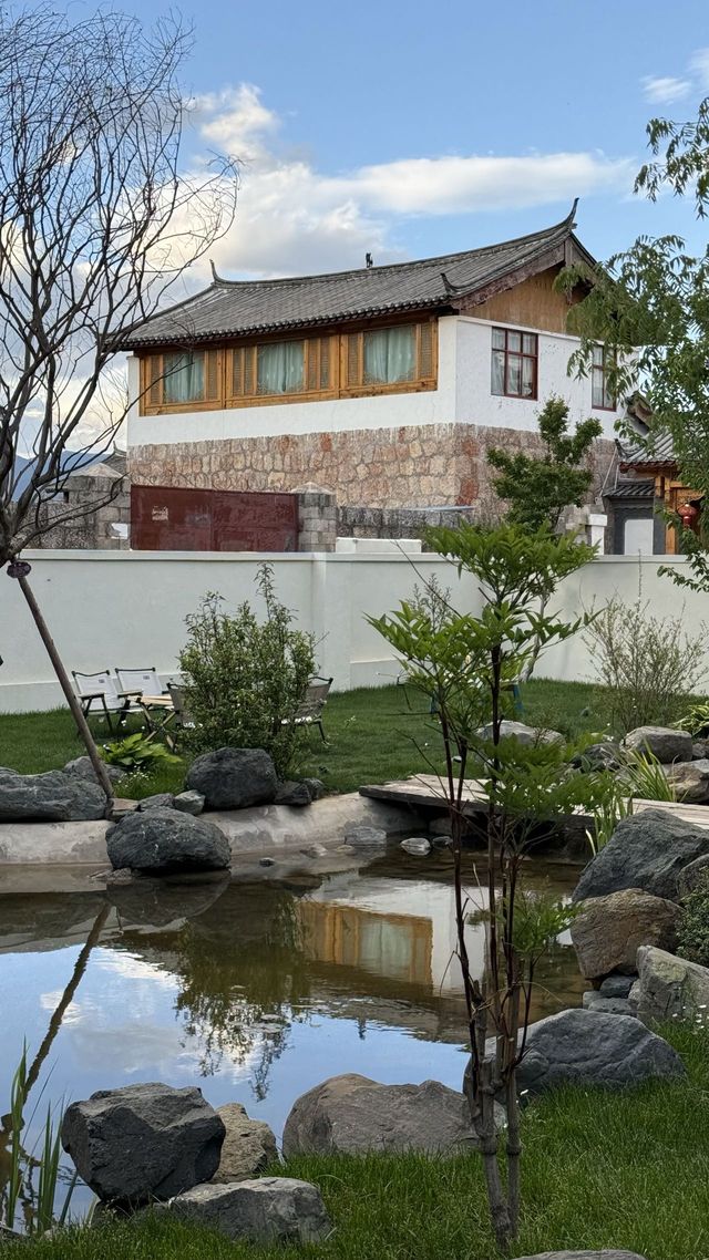 喺玉龍山腳下搵到間寶藏輕奢民宿