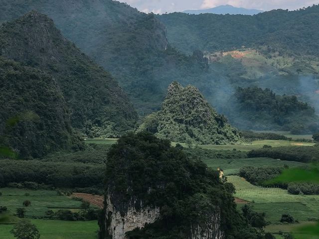 ภูลังคาร์ นอนรถบ้านขมวิว ชิลๆ จ.พะเยา