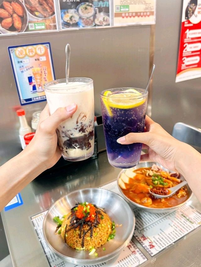 澳門氹仔必吃！巷弄茶餐廳的隱藏美味，滑蛋蚝仔飯讓人連吃三日！