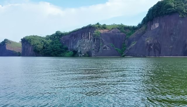 《飛天山景區：湘南大地的丹霞秘境》