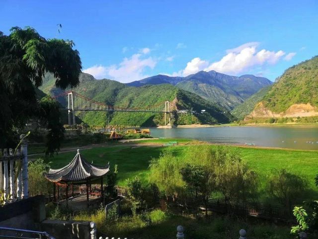 邂逅屿石間,展開一場山野之約 邂逅屿石間,展開一場山野之約