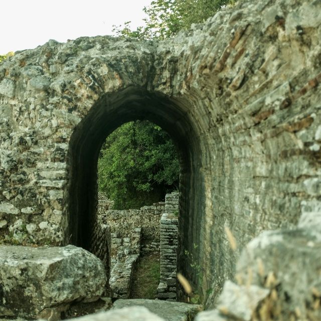 ✨Sarandë & Butrint: Albanian Riviera Meets Ancient Wonders 🏖️🏛️