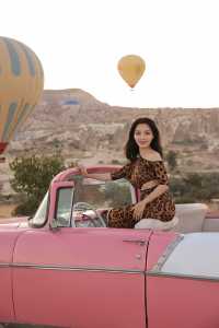 卡帕多西亞夢幻之旅粉紅色古董車也太上鏡了！