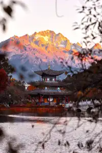 黑龍潭日照金山攻略