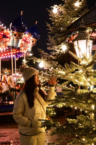 Tivoli Christmas theme, gentler than a fairy tale