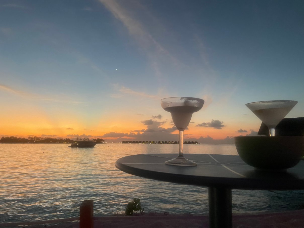 忘れられないハネムーン体験 | Trip.com Ailafushi