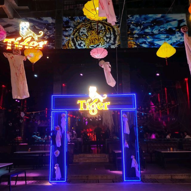 Pub Street หน้าหนาว
