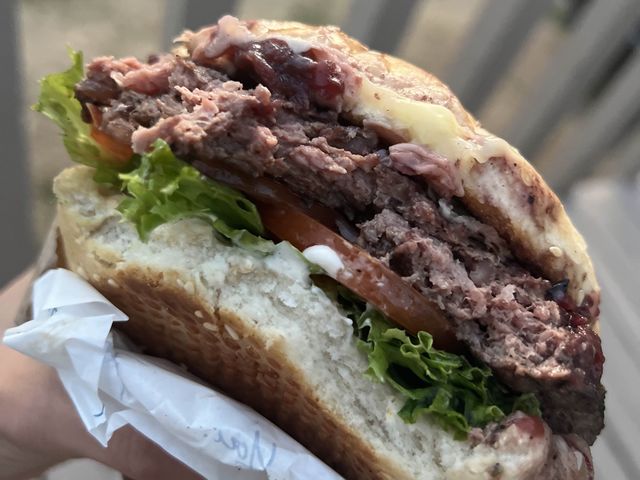 CNN評鑑全世界最好吃的漢堡｜Fergburger, 還有Fergbaker, ice cream