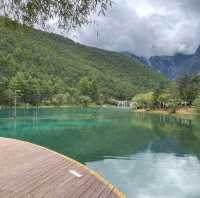 麗江藍月湖 碧綠仙景