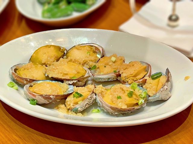 點解要早半年訂位？mezza9 「與廚共饗」超抵食海鮮自助晚餐。