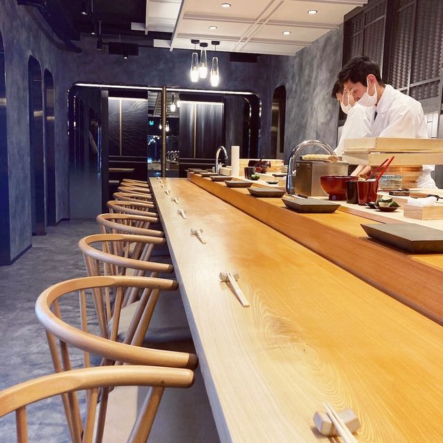【大阪北新地】カジュアルに食べれる高級鮨