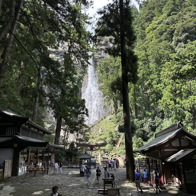 那智大滝と熊野那智大社