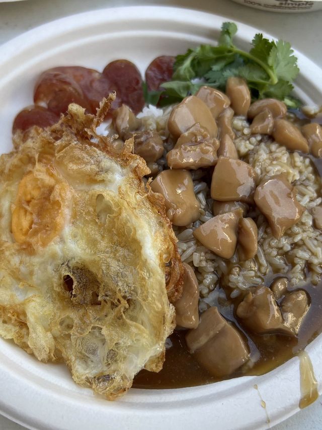 แวะเที่ยวกินร้านอร่อยย่านเสาชิงช้า