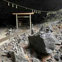 日本神話太陽神的神祕洞穴天安河原