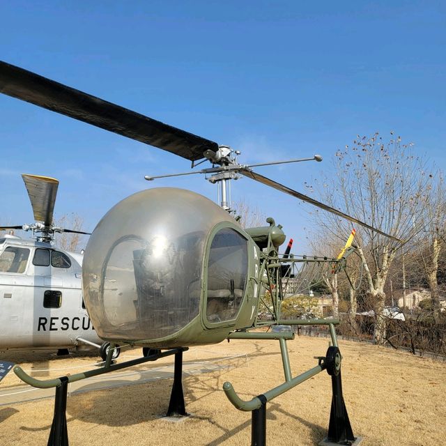 대형무기들을 직접 체험할 수 있는 전쟁기념관 야외전시장🧨