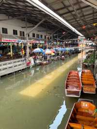 Floating Market Shop and Eat Experience!