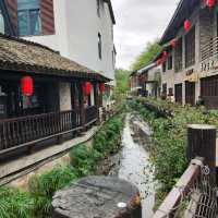 近近地，住係下甘坑感受古鎮內日夜大不同