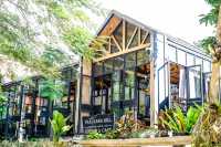 ท่าช้างฮิลล์ - Thachang Hill Coffee & Café