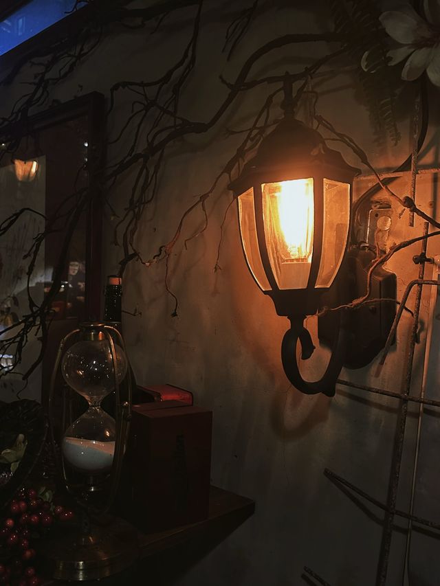 《台北》巷弄復古餐酒館 調酒超美超好喝-離城放感情