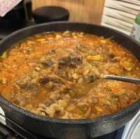 레트로 컨셉에 소고기 철판구이 맛집 남산소금구이!