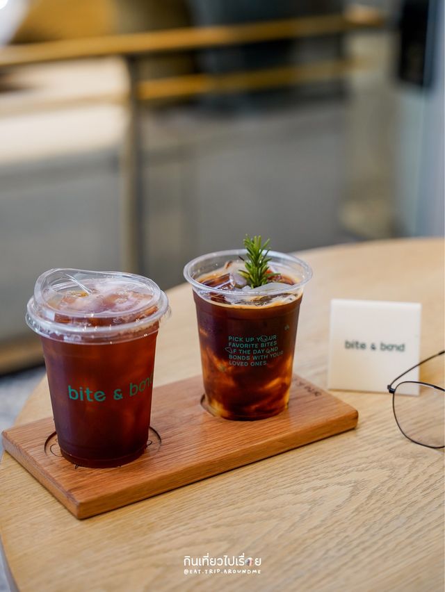 🍵🥯 คาเฟ่ในโฮสเทลใกล้เสาชิงช้า
