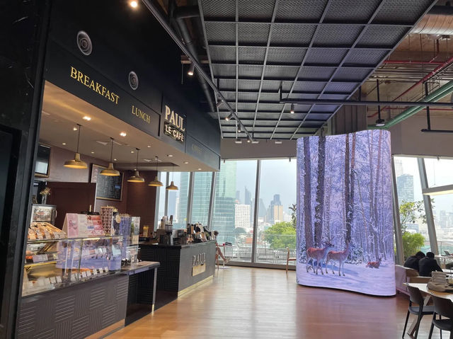 在曼谷ICONSIAM內的PAUL Café品味咖啡的時光！✨☕️🌇