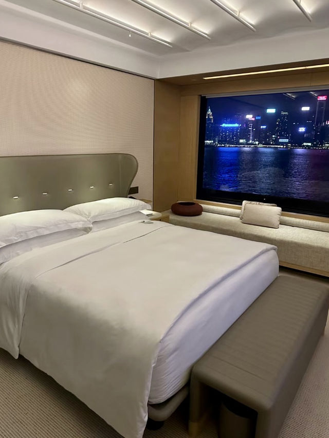 奢華與美景交相輝映，盡在香港麗晶酒店！🌆🏨