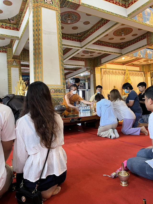 พระมหาธาตุแก่นนคร วัดหนองแวง