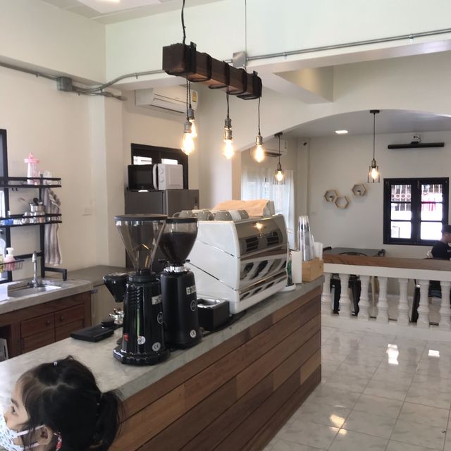 THE SPACE COFFEE & COMMUNITY 