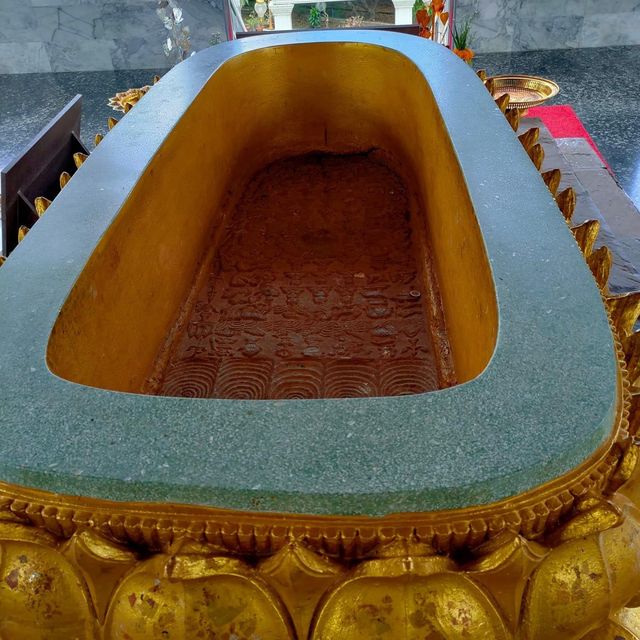 วัดพระพุทธบาท ยโสธร