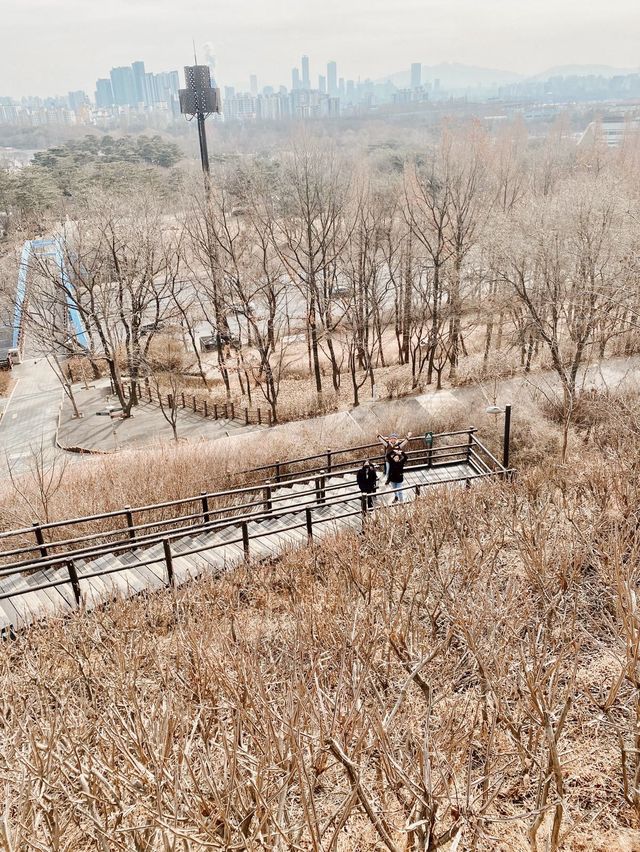 Scenic Haneul Park straight out of a k-drama❤️