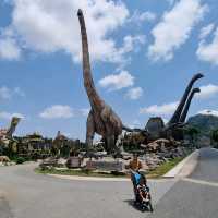 Huge Beautiful Garden With Life Size Dinosaurs