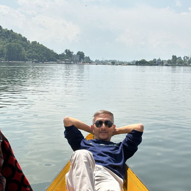 Once in a life time in Dal lake 