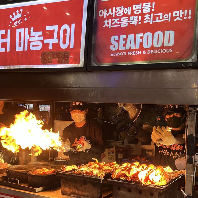 【韓国・チェジュ島】夜でも活気溢れる地元の市場