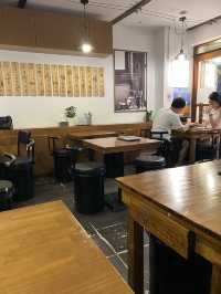 鐘路3街の「マンボク ククスチブ」でさっぱり冷たい麺を