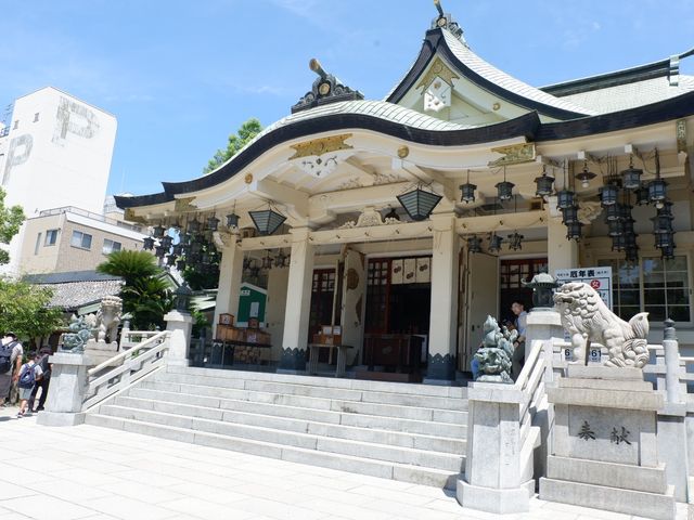 Namba yasaka shrine , osaka