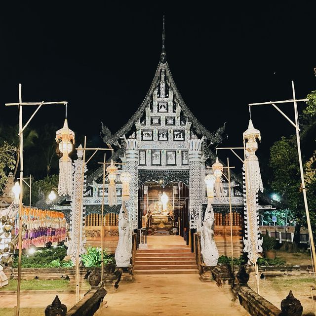 วัดโลกโมฬี วัดดังเชียงใหม่