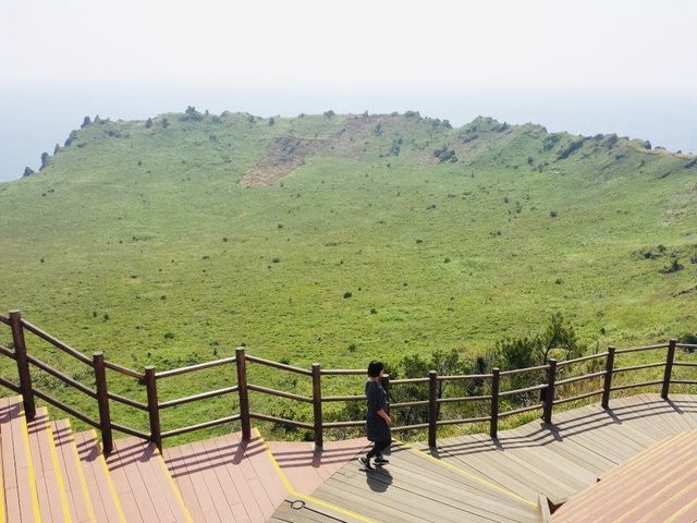 [JEJU ISLAND]⭐️Sunrise Peak⭐️stunning view….