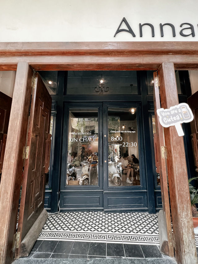 Annamoi Hanoi Cafe 