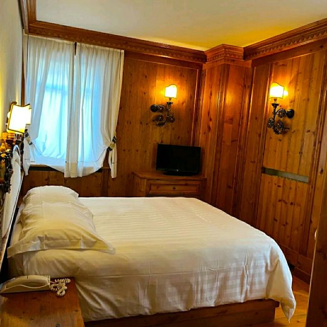 LOVELY HOTEL IN CORTINA D'AMPEZZO, ITALY!