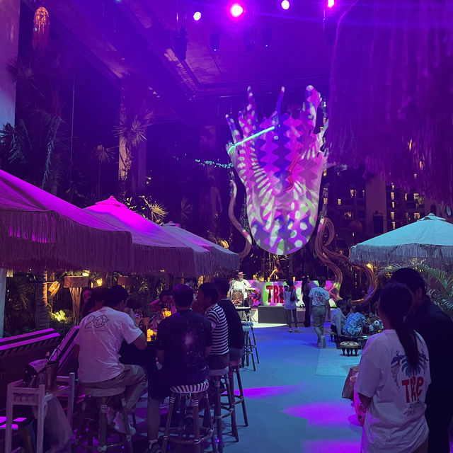 Tribe sky beach club บาร์ใหม่บนห้าง Emsphere