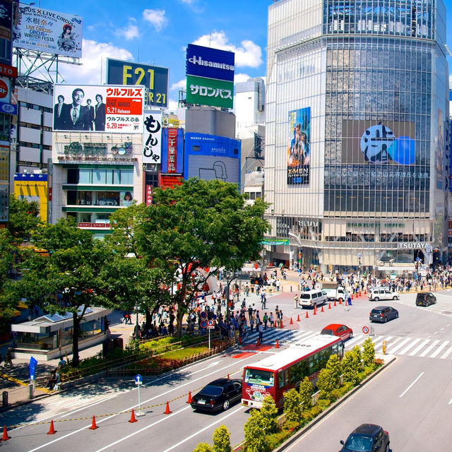 Largest crosswalk in Japan