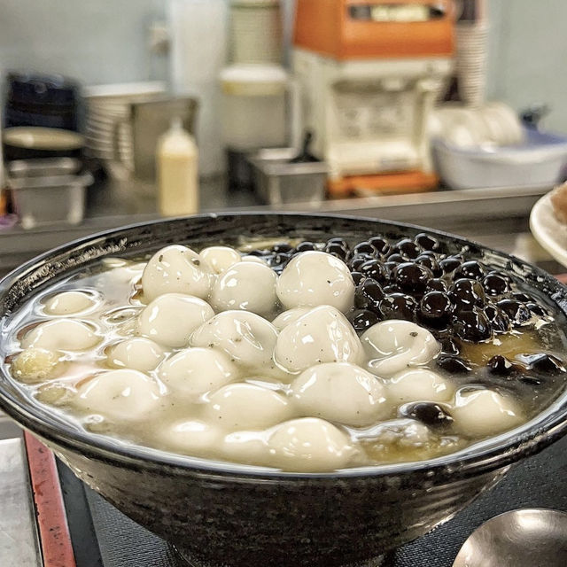 【台湾・大同区】寧夏夜市近くの行列のできる人気豆花店