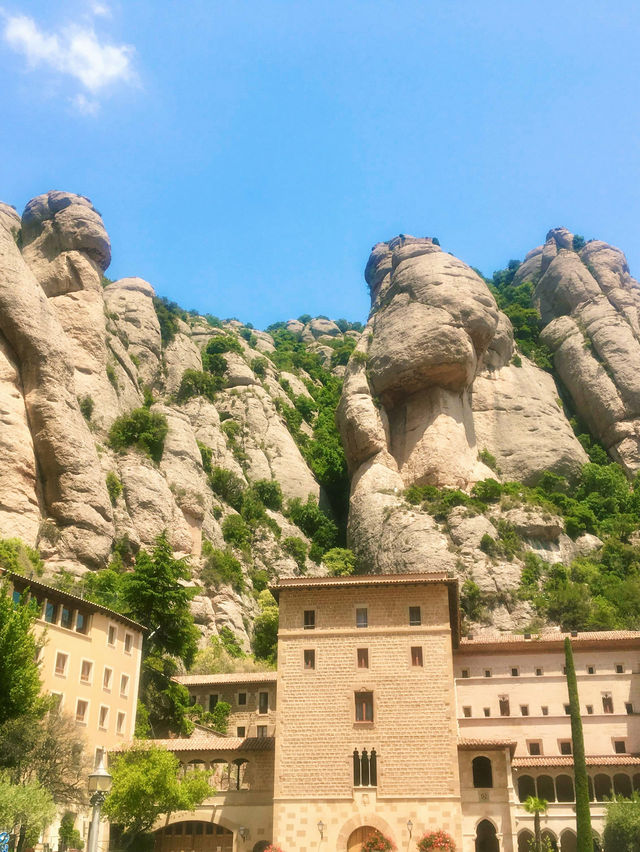 【西班牙】蒙特塞拉特Montserrat：壯麗奇特的鋸齒狀山脈
