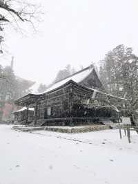 Danjo Garan Temple / A Snowy Day.