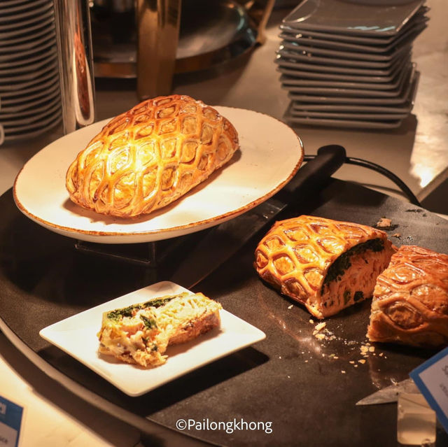 Seafood Lunch Buffet at Novotel Impact