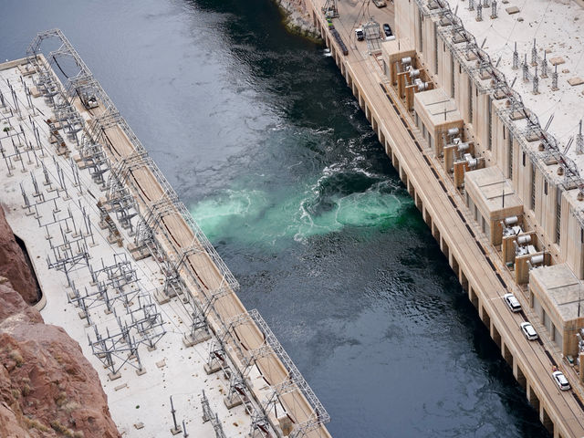 Ingenuity of human achievement: Hoover Dam