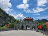 Temple of Emperor Le Dai Hanh